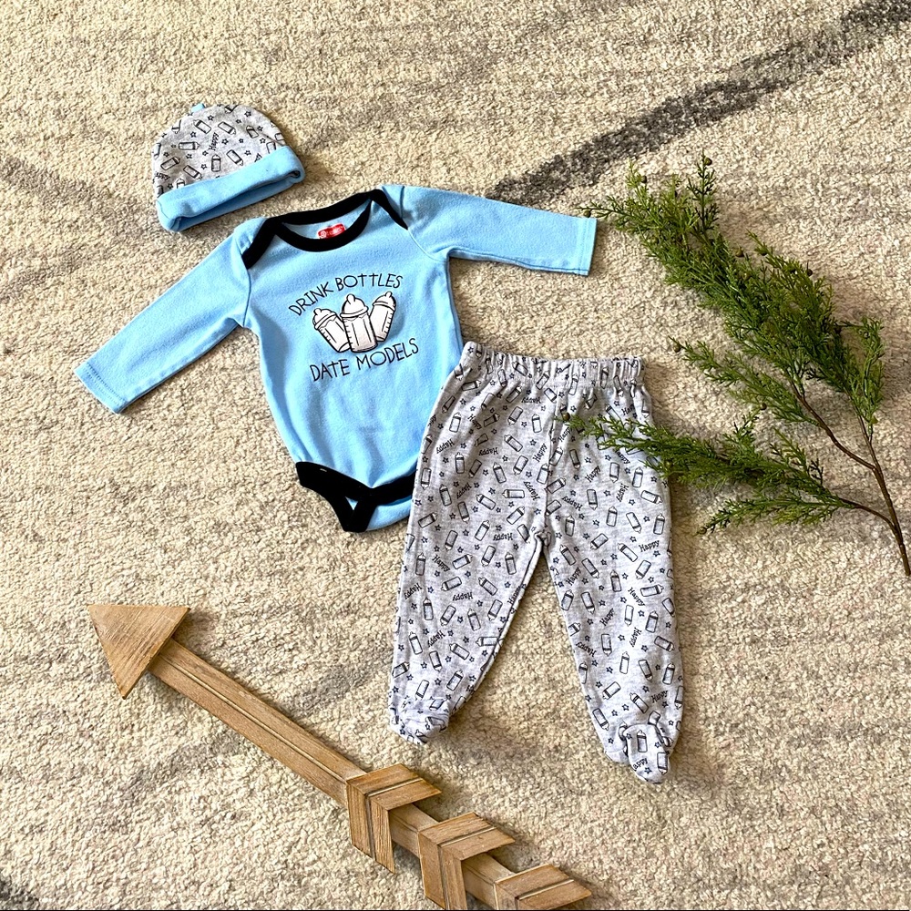 •SWIGGLES• 6-9 Months 3 Piece Baby Boy Outfit